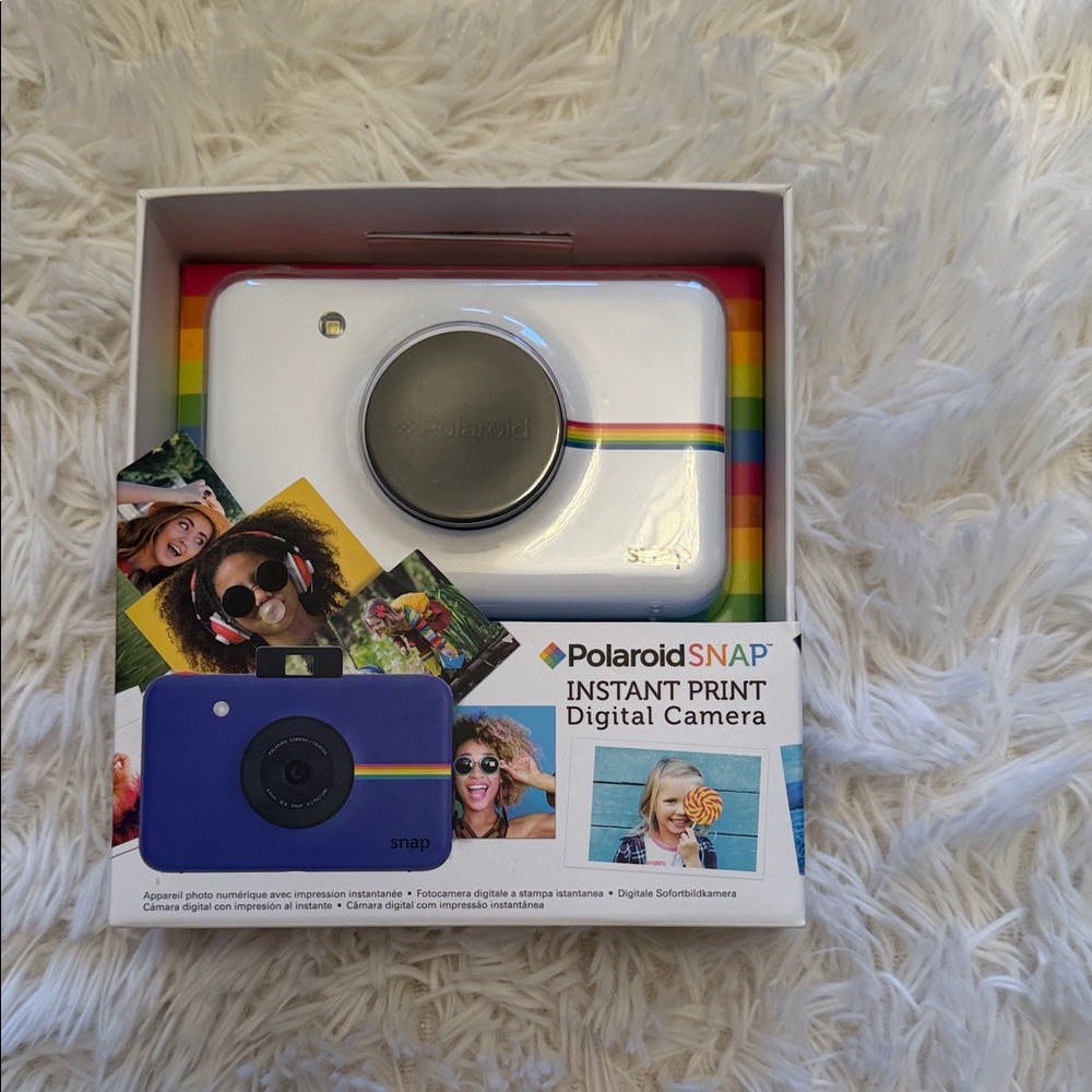 Polaroid Snap Instant Print Camera NWT